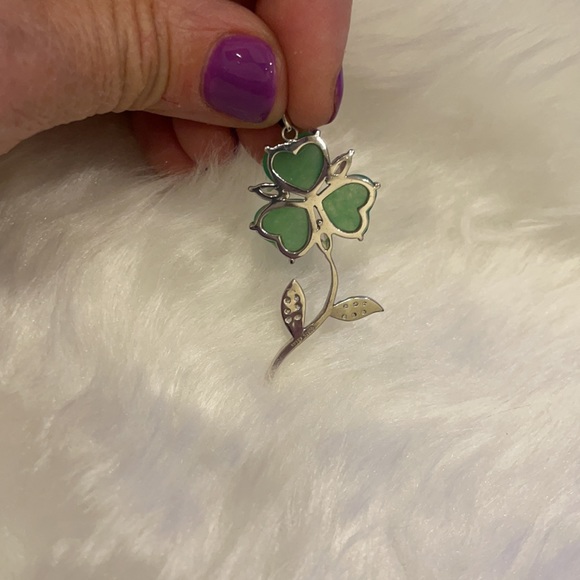 925 Sterling Silver Green Jade Clover 3-Leaf CZ Irish Shamrock Charm Pendant - Picture 9 of 11